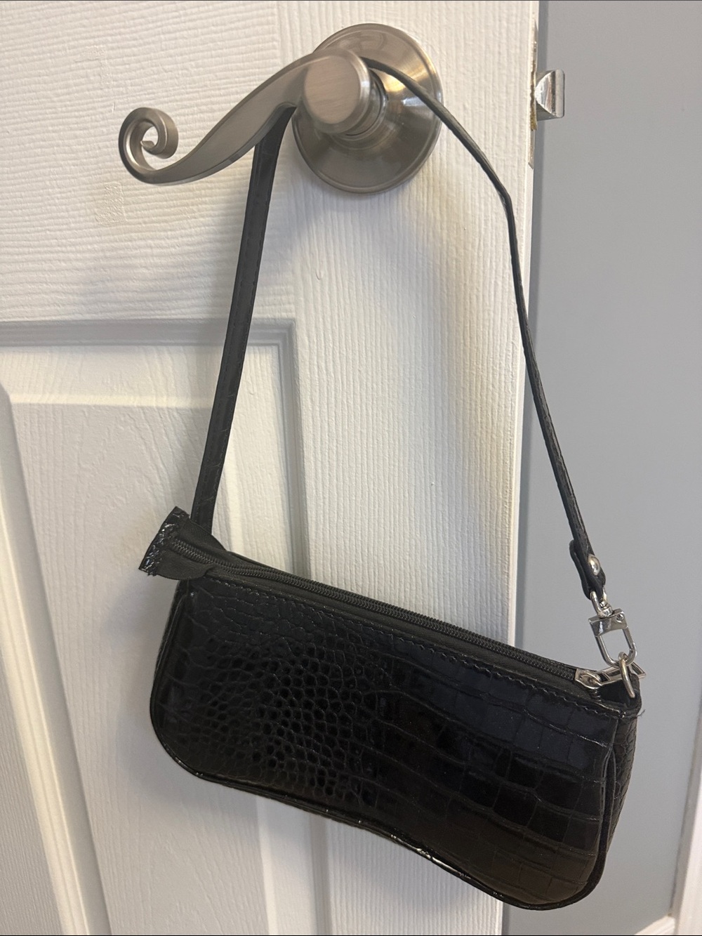 SHEIN Black Croc-Embossed Mini Shoulder Bag